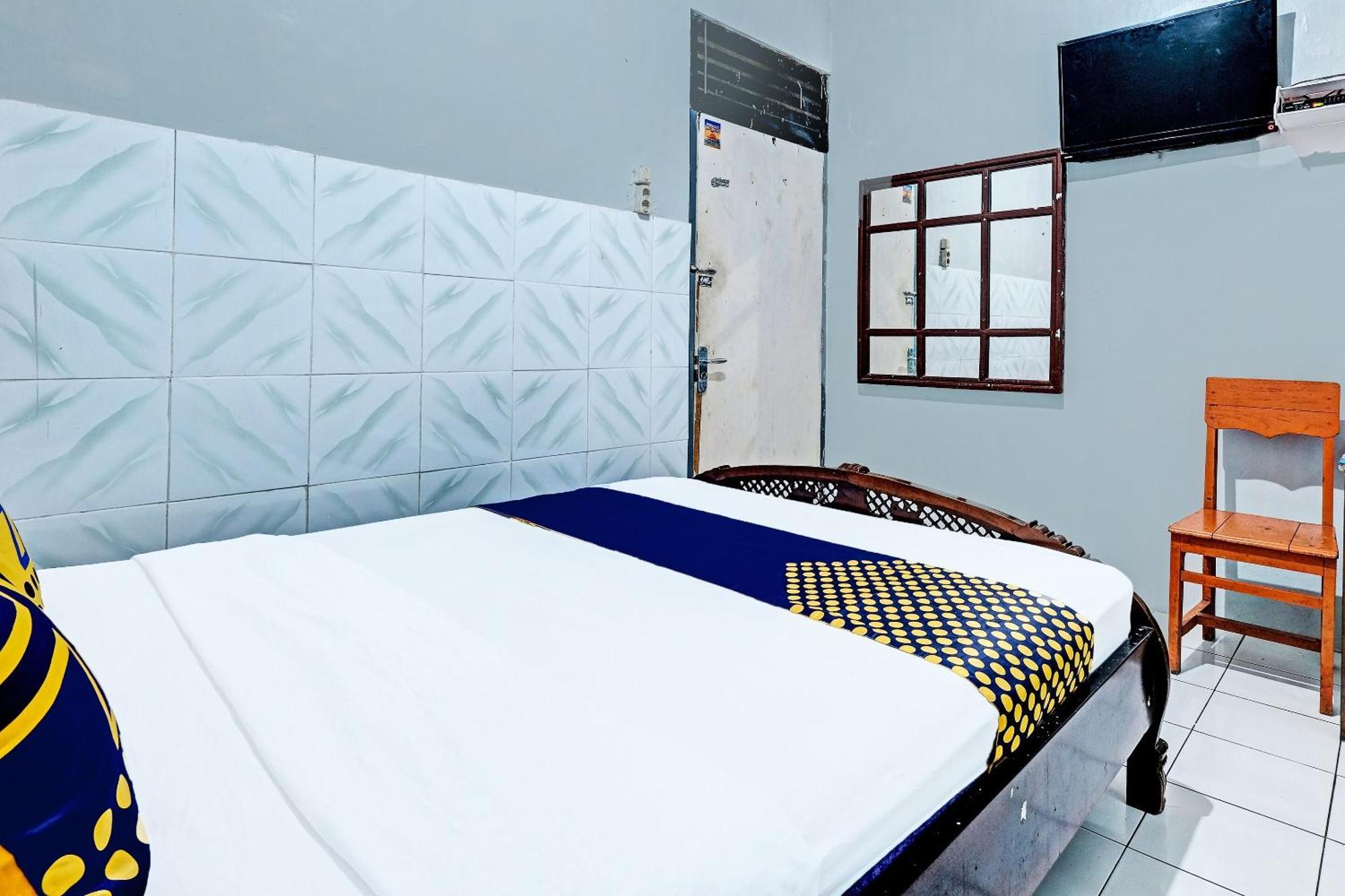 Spot On 91915 Homestay Superman Yogyakarta Eksteriør bilde