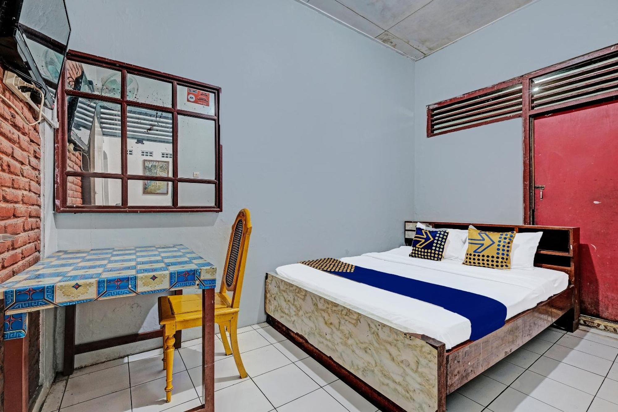 Spot On 91915 Homestay Superman Yogyakarta Eksteriør bilde