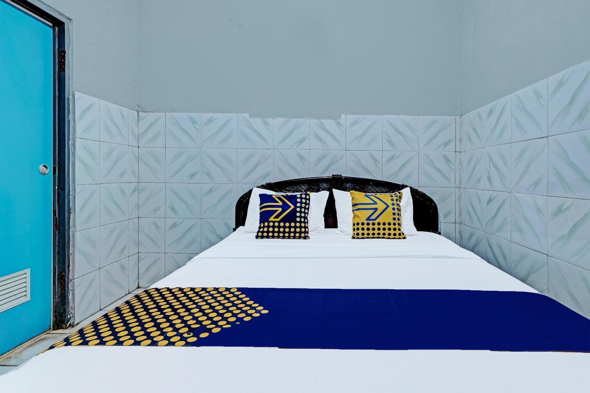 Spot On 91915 Homestay Superman Yogyakarta Eksteriør bilde